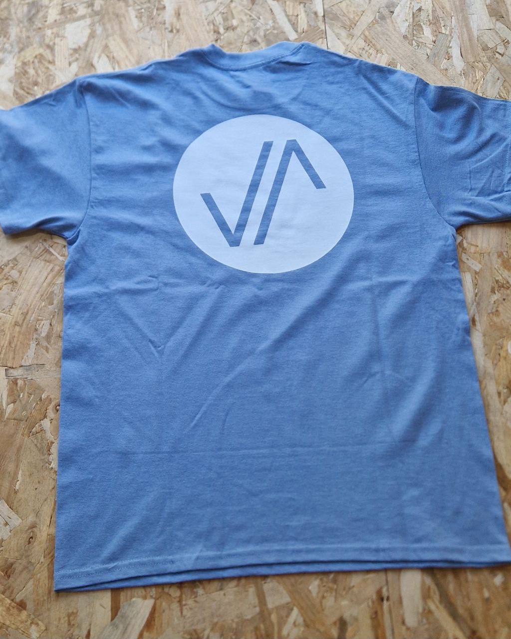 Camiseta Azul indigo JAVAMBA gris 